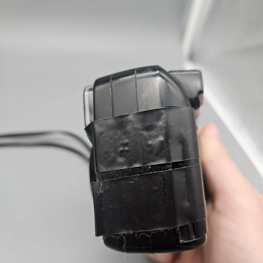 PENTAX IQZoom 115 Date Defective Powers On 35mm Point And Shoot Camera For Parts
